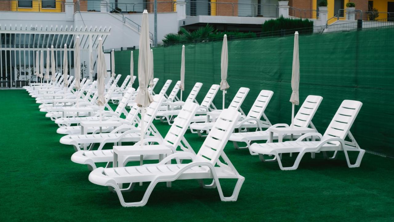 Hotel La Tavernetta Кампобасо Екстериор снимка